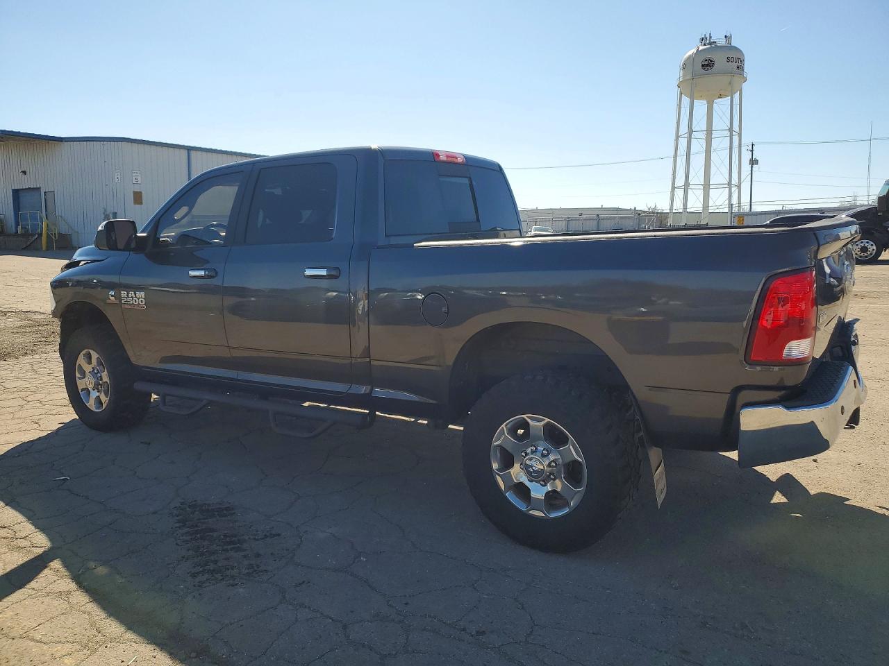 2018 RAM 2500 SLT photo 3