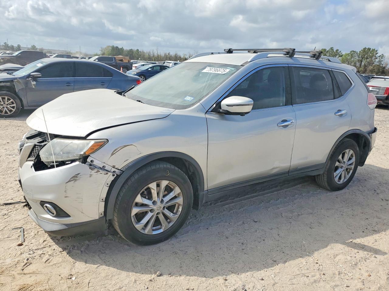 2016 NISSAN ROGUE