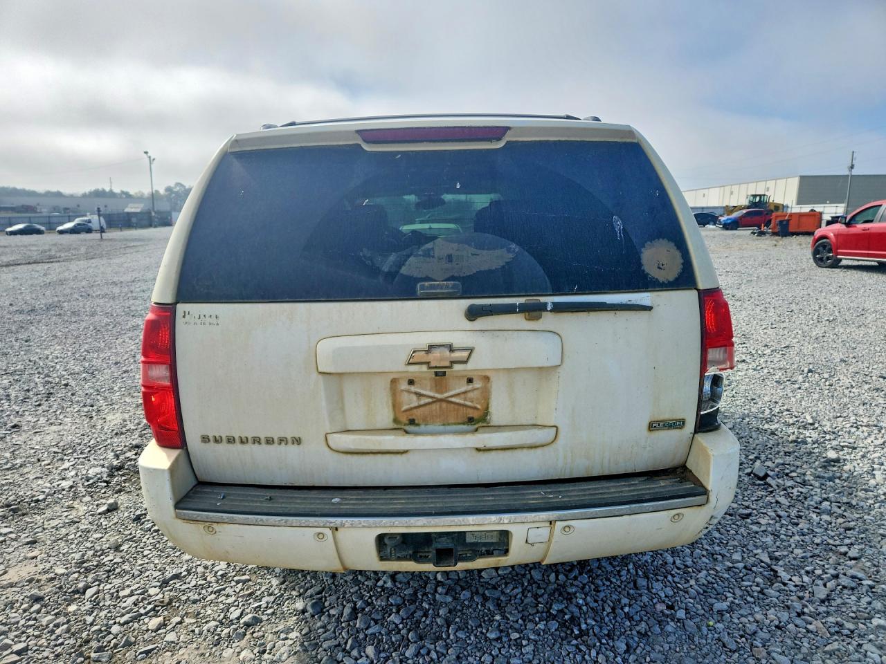 2010 CHEVROLET SUBURBAN C1500 LTZ photo 6