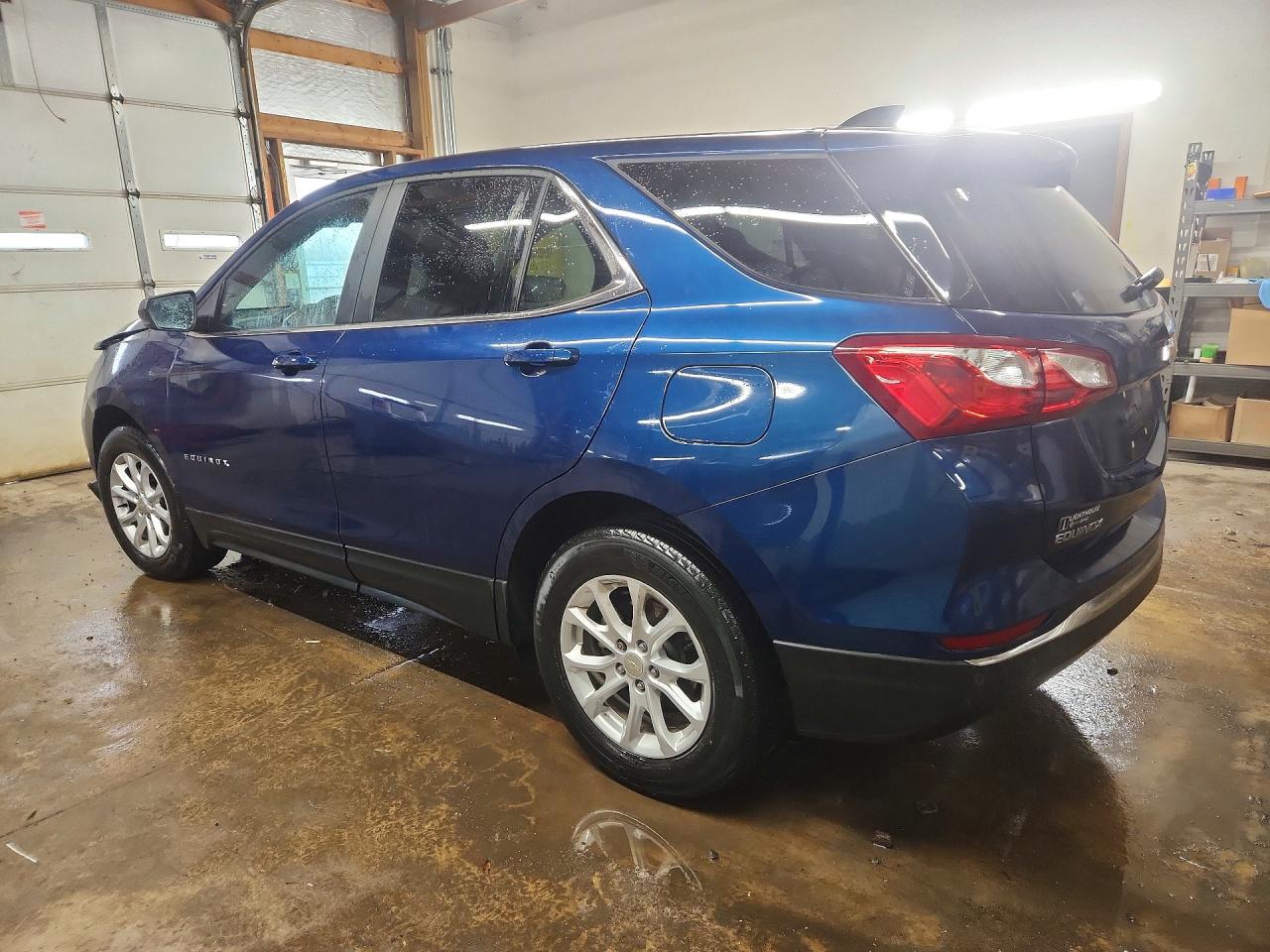 2021 CHEVROLET EQUINOX LT photo 2