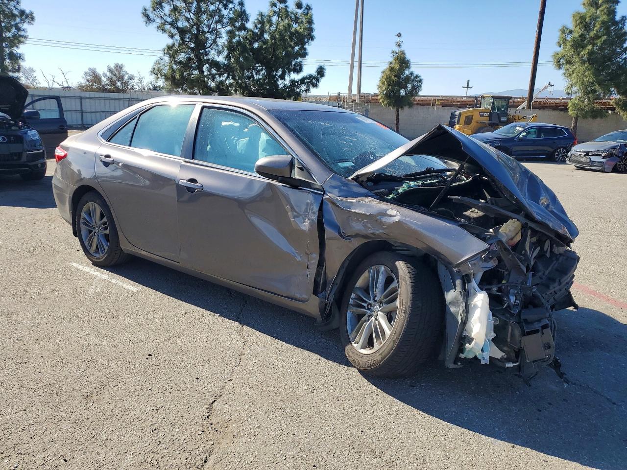 2016 TOYOTA CAMRY SE photo 10