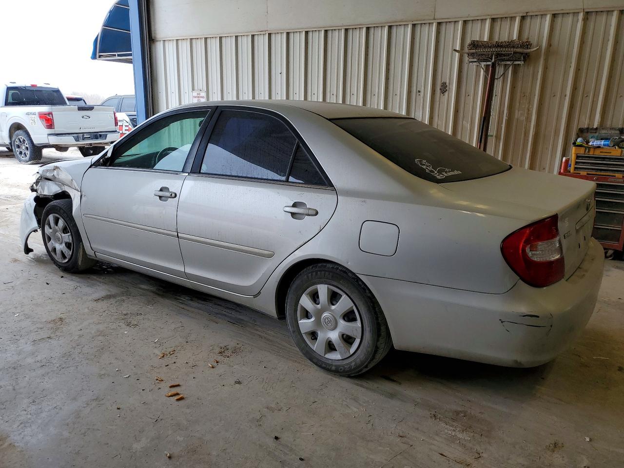 2002 TOYOTA CAMRY photo 3