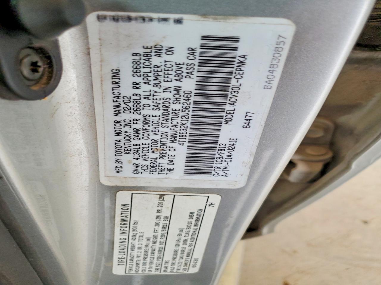 2002 TOYOTA CAMRY photo 25