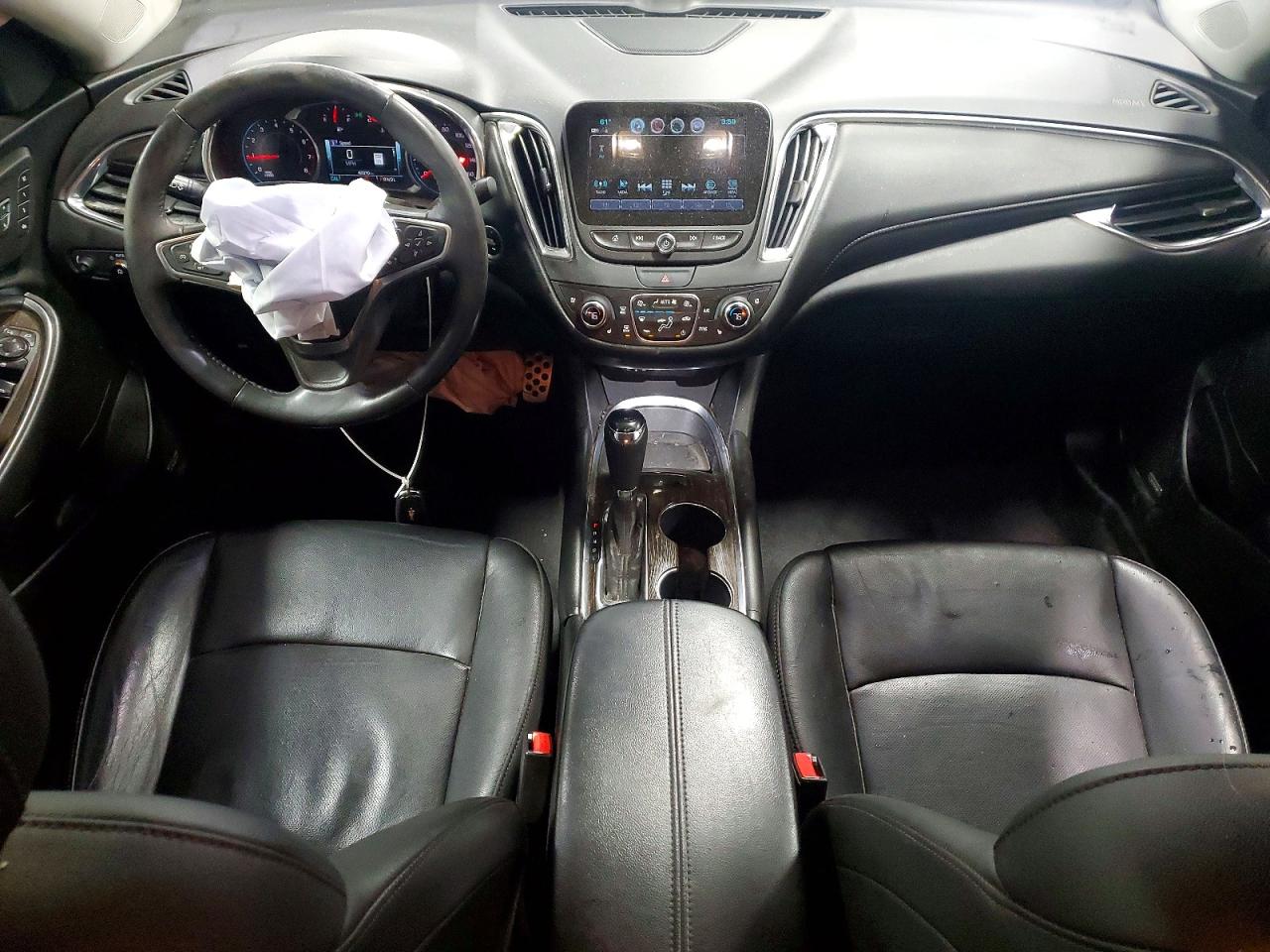 2017 CHEVROLET MALIBU PREMIER photo 8