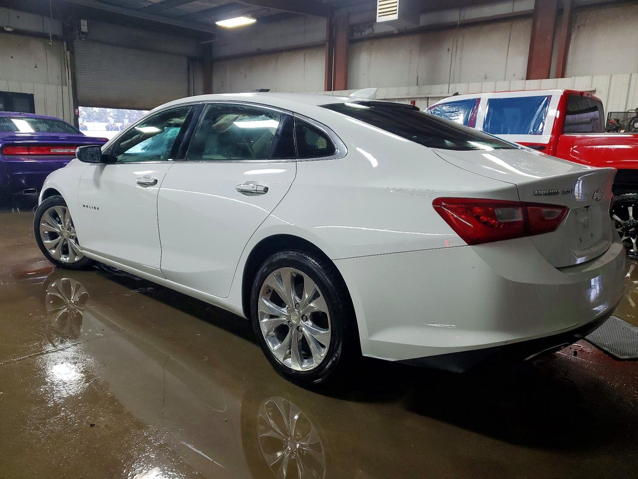 2017 CHEVROLET MALIBU PREMIER photo 2