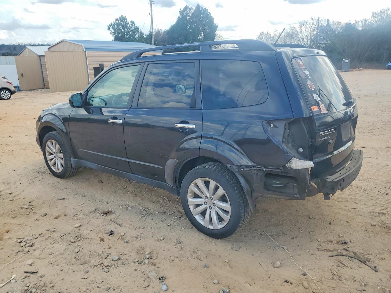 2011 SUBARU FORESTER 2.5X PREMIUM photo 4