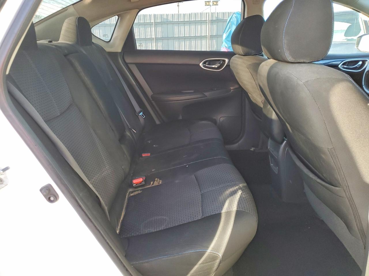 2016 NISSAN SENTRA SR photo 19