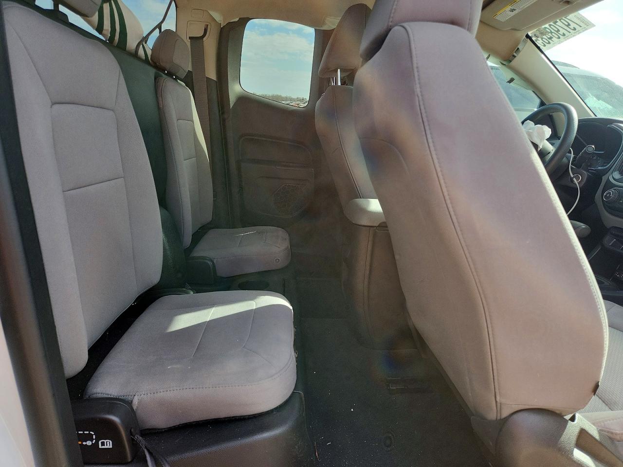 2019 CHEVROLET COLORADO photo 19