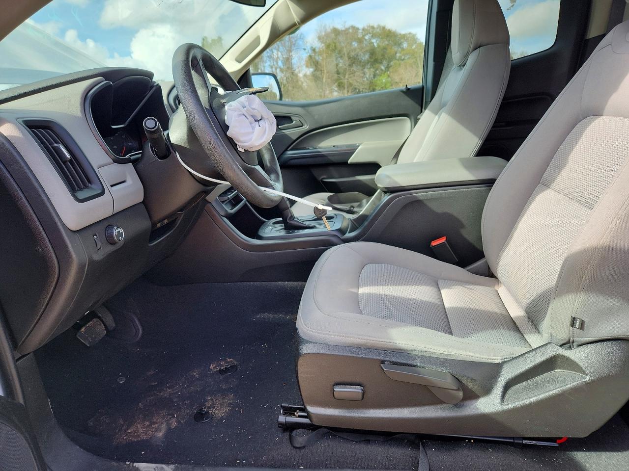 2019 CHEVROLET COLORADO photo 13