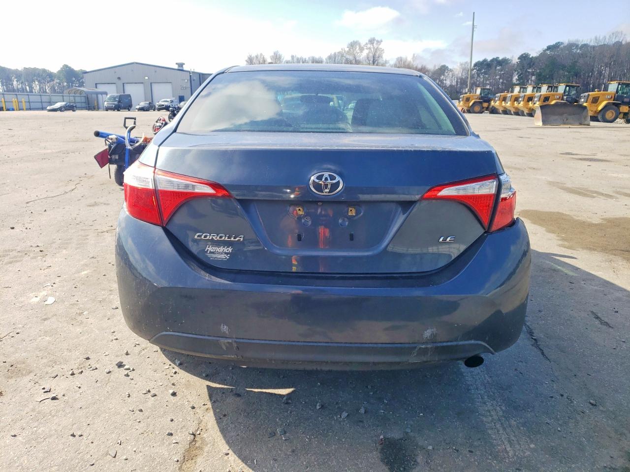 2015 TOYOTA COROLLA LE photo 6