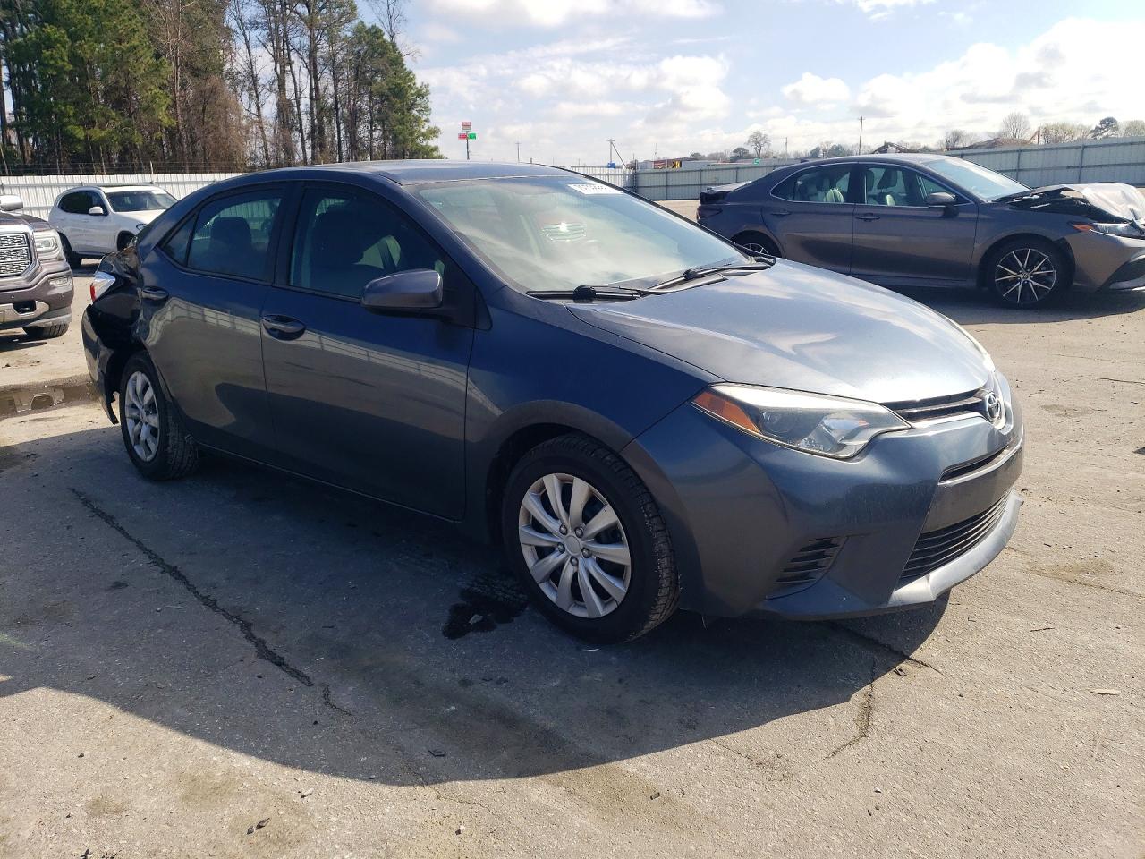 2015 TOYOTA COROLLA LE photo 4