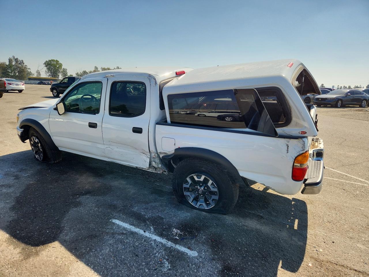 2004 TOYOTA TACOMA PRERUNNER photo 2
