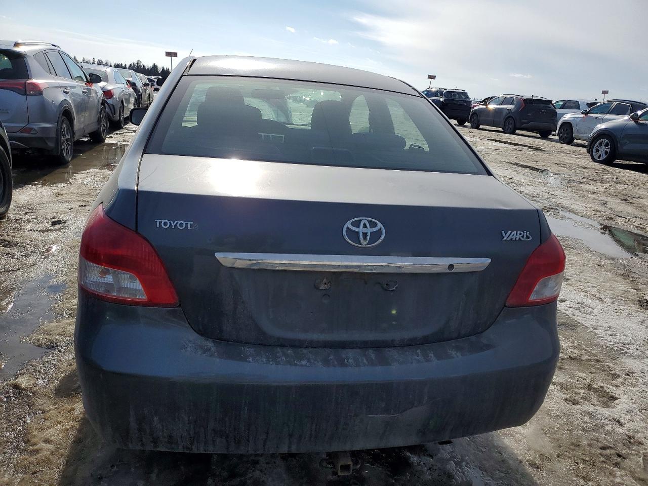 2008 TOYOTA YARIS BASE photo 6