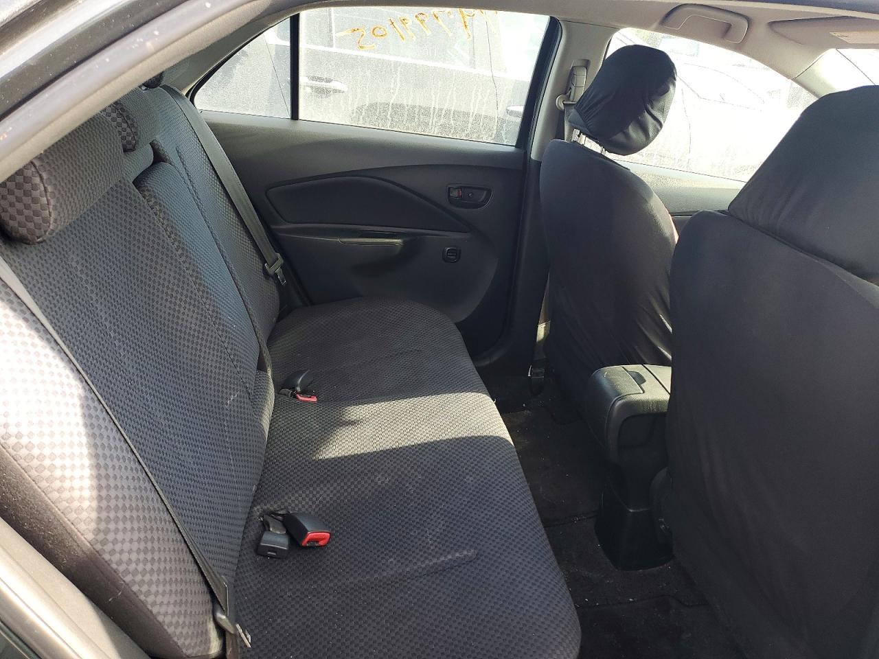 2008 TOYOTA YARIS BASE photo 10