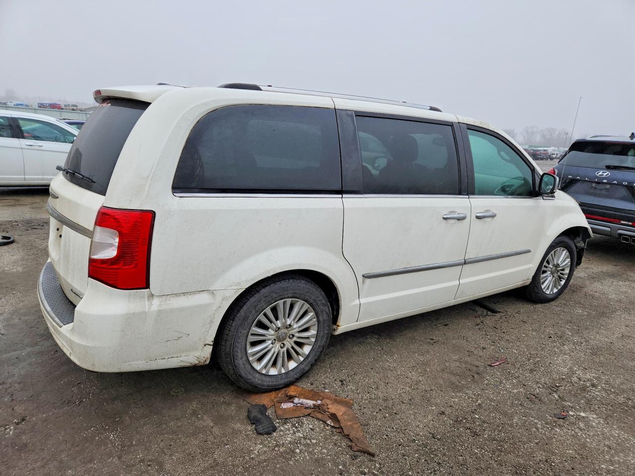 2012 CHRYSLER TOWN & COUNTRY LIMITED photo 7
