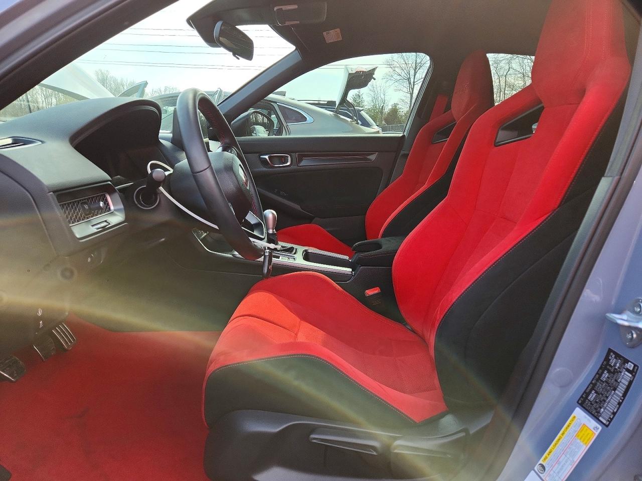 2023 HONDA CIVIC TYPE-R photo 13