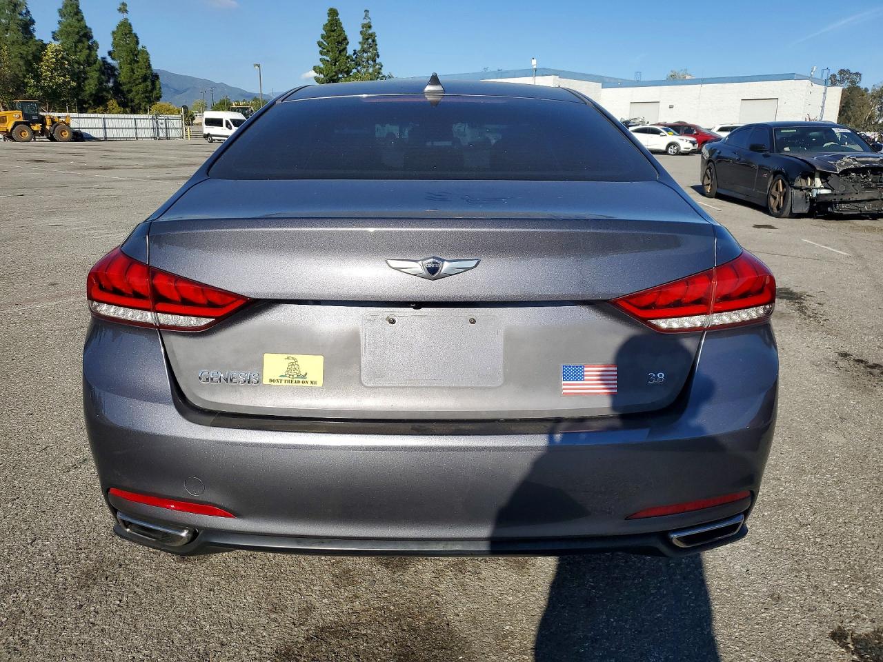 2015 HYUNDAI GENESIS 3.8L photo 6