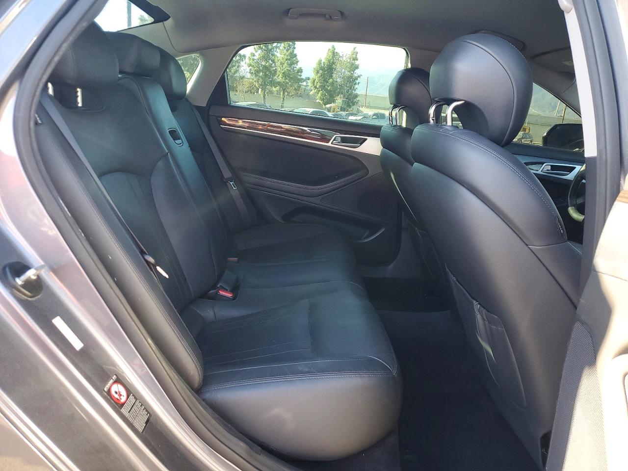 2015 HYUNDAI GENESIS 3.8L photo 10