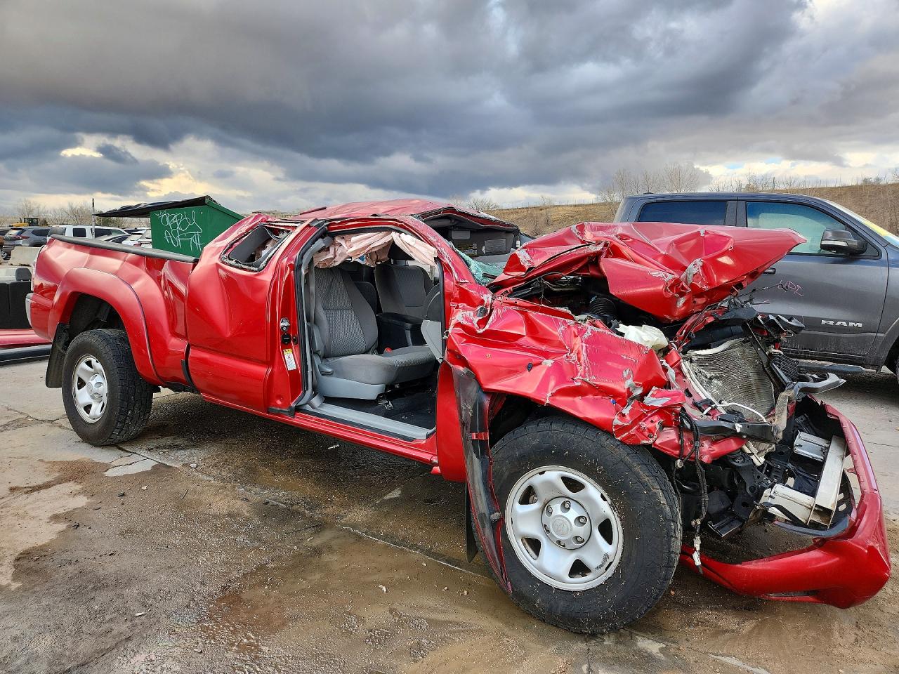 2013 TOYOTA TACOMA V6 photo 4