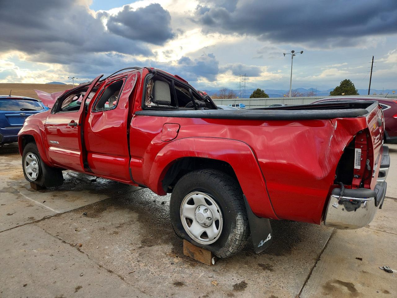 2013 TOYOTA TACOMA V6 photo 2