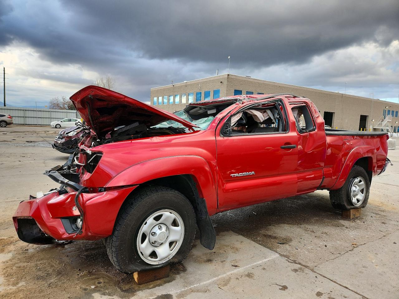 2013 TOYOTA TACOMA