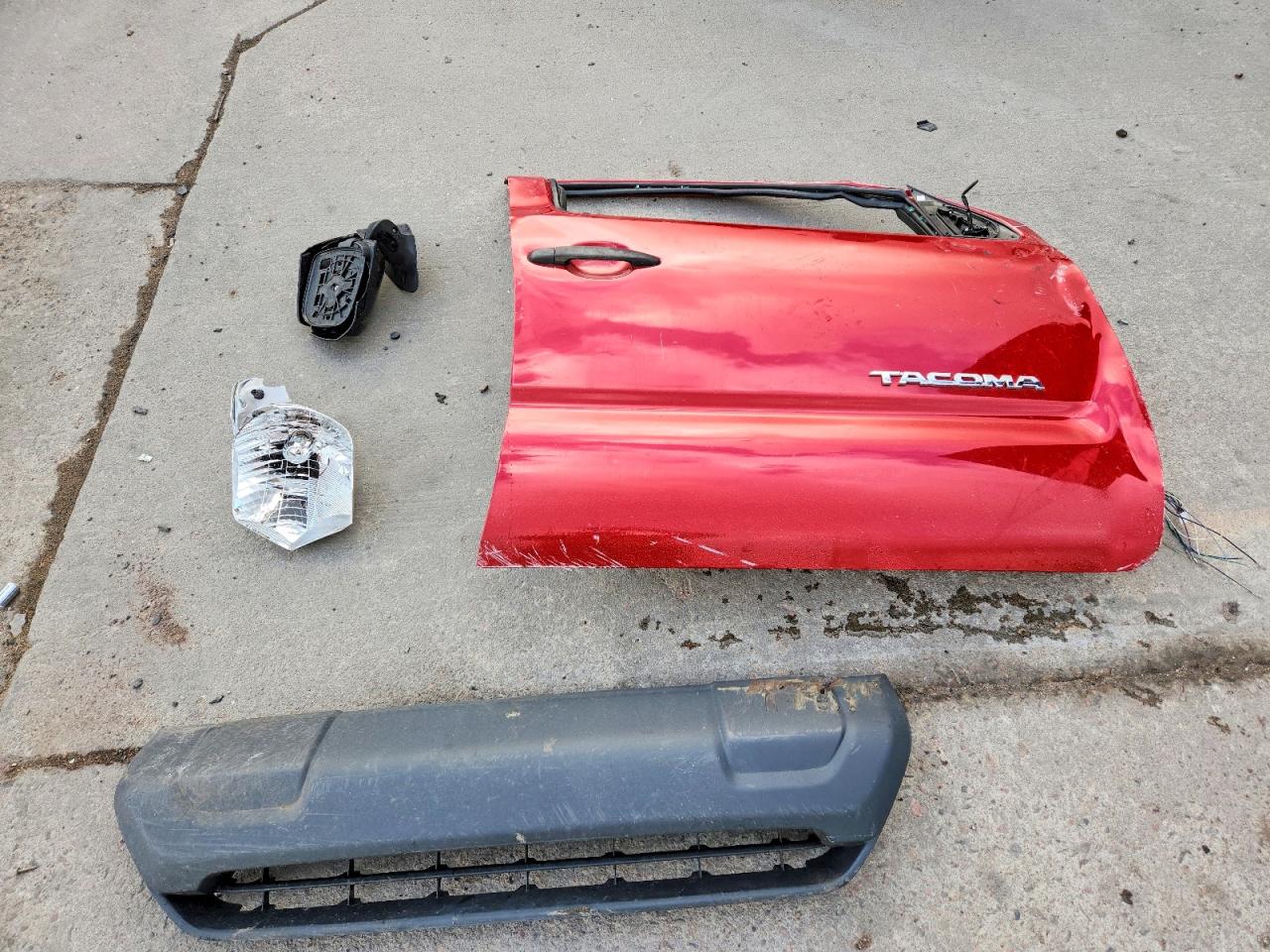 2013 TOYOTA TACOMA V6 photo 12