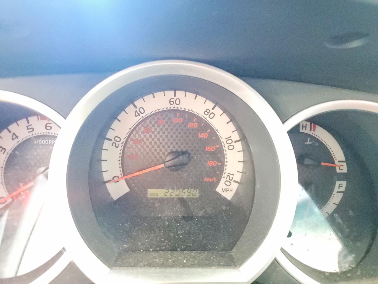 2012 TOYOTA TACOMA BASE photo 17
