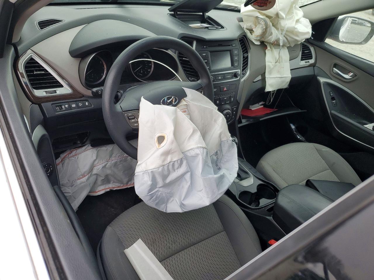 2018 HYUNDAI SANTA FE SPORT 2.4L photo 22