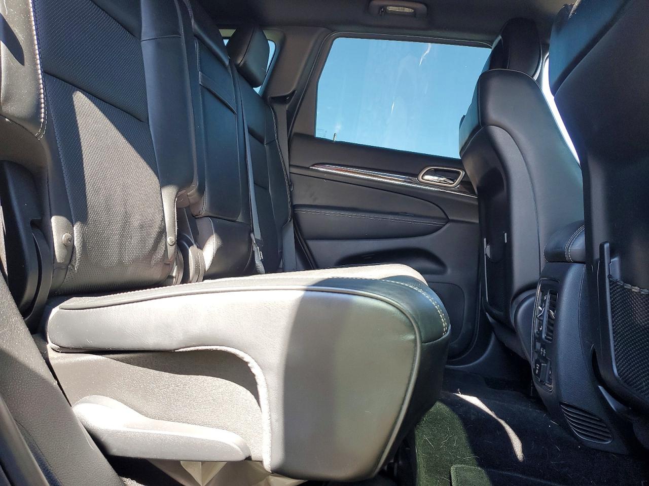 2014 JEEP GRAND CHEROKEE OVERLAND photo 11