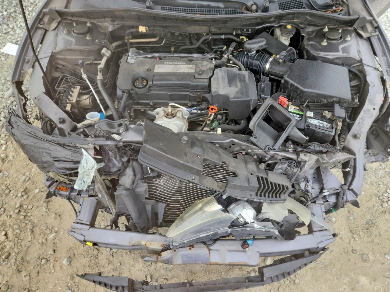 2013 HONDA ACCORD LX photo 31