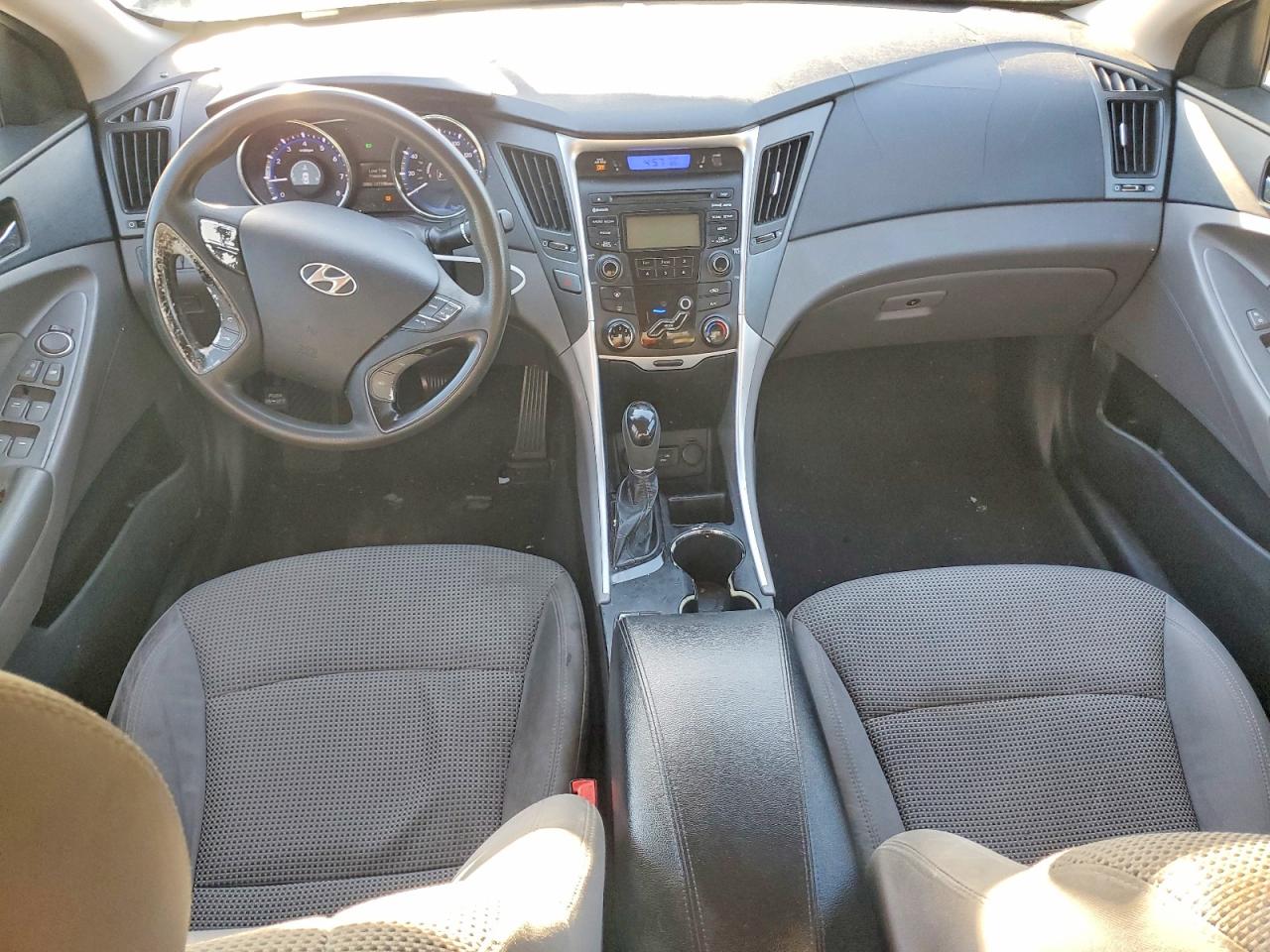 2013 HYUNDAI SONATA GLS photo 22
