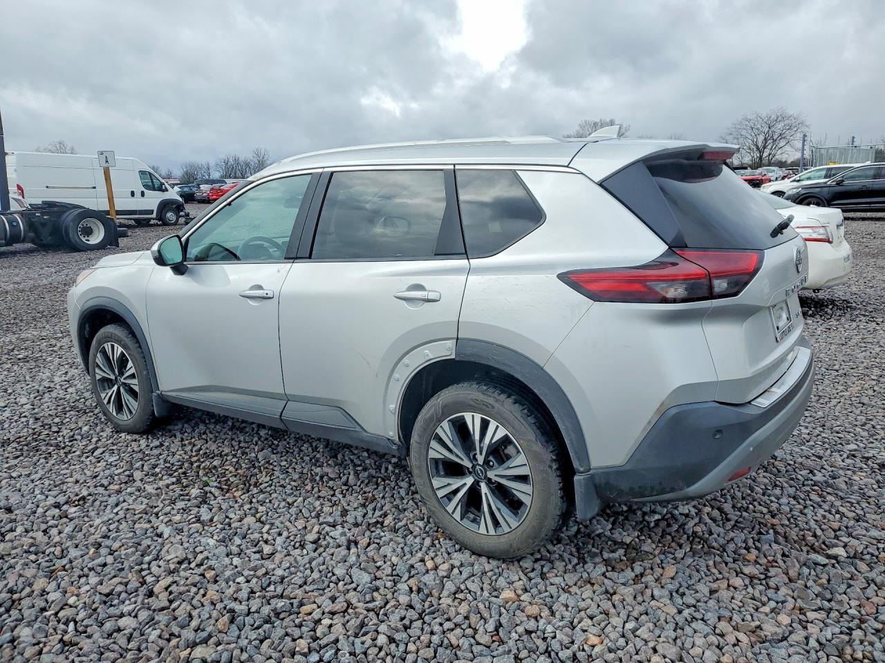 2023 NISSAN ROGUE SV photo 4