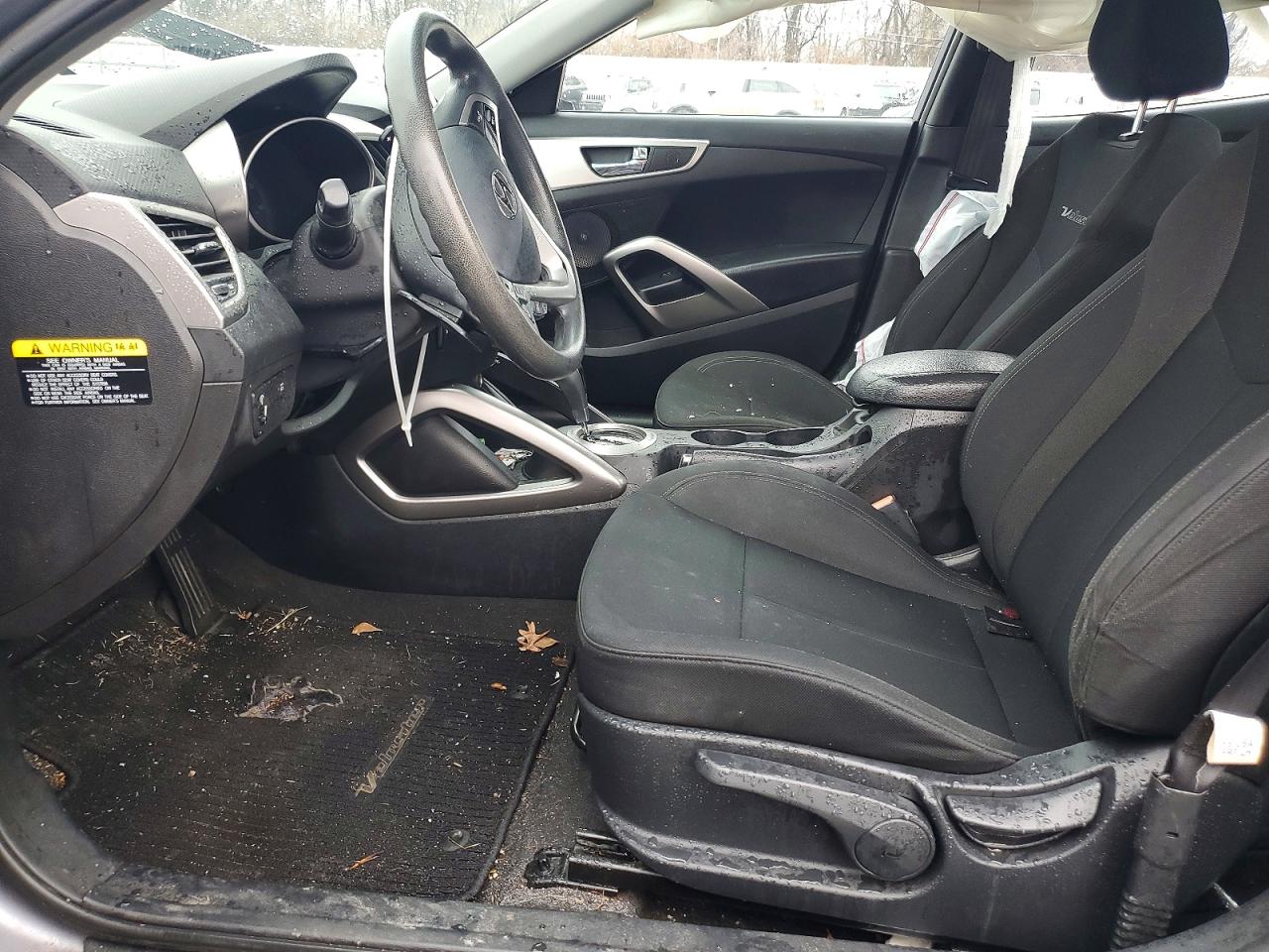 2016 HYUNDAI VELOSTER BASE photo 7