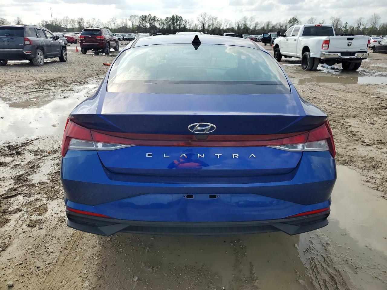 2021 HYUNDAI ELANTRA SE photo 16