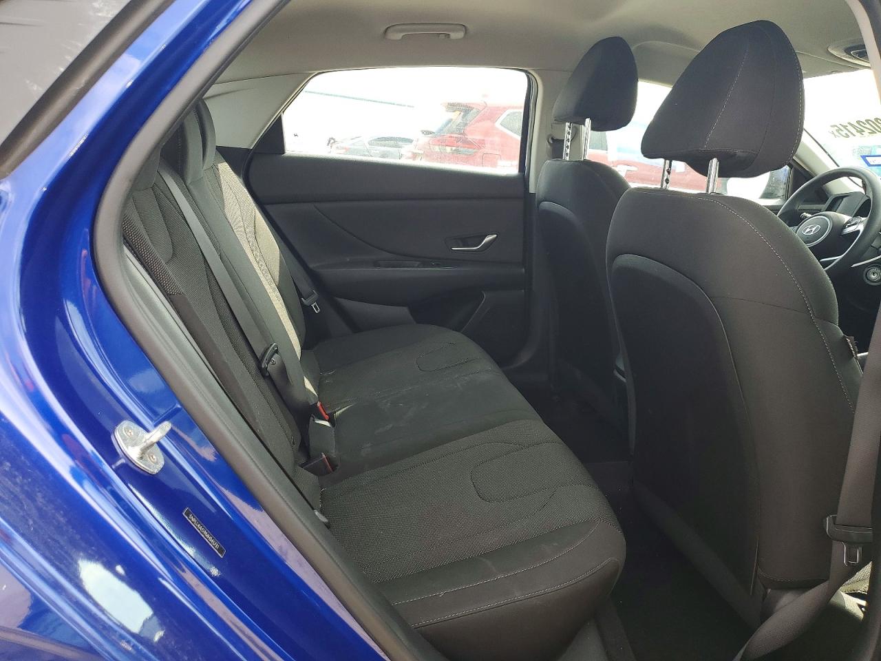 2021 HYUNDAI ELANTRA SE photo 28
