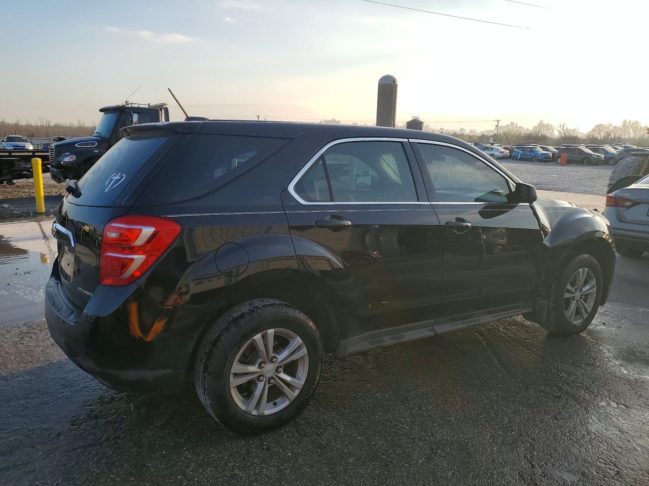 2016 CHEVROLET EQUINOX LS photo 3