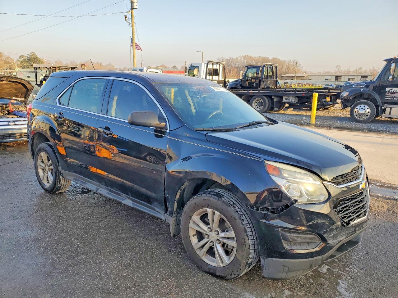 2016 CHEVROLET EQUINOX LS photo 4