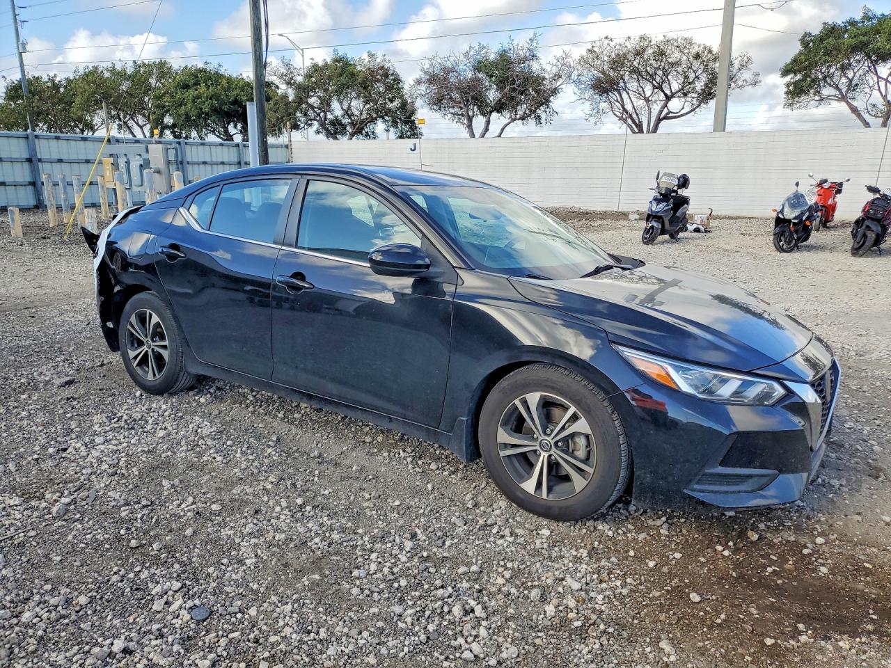 2022 NISSAN SENTRA SV photo 10