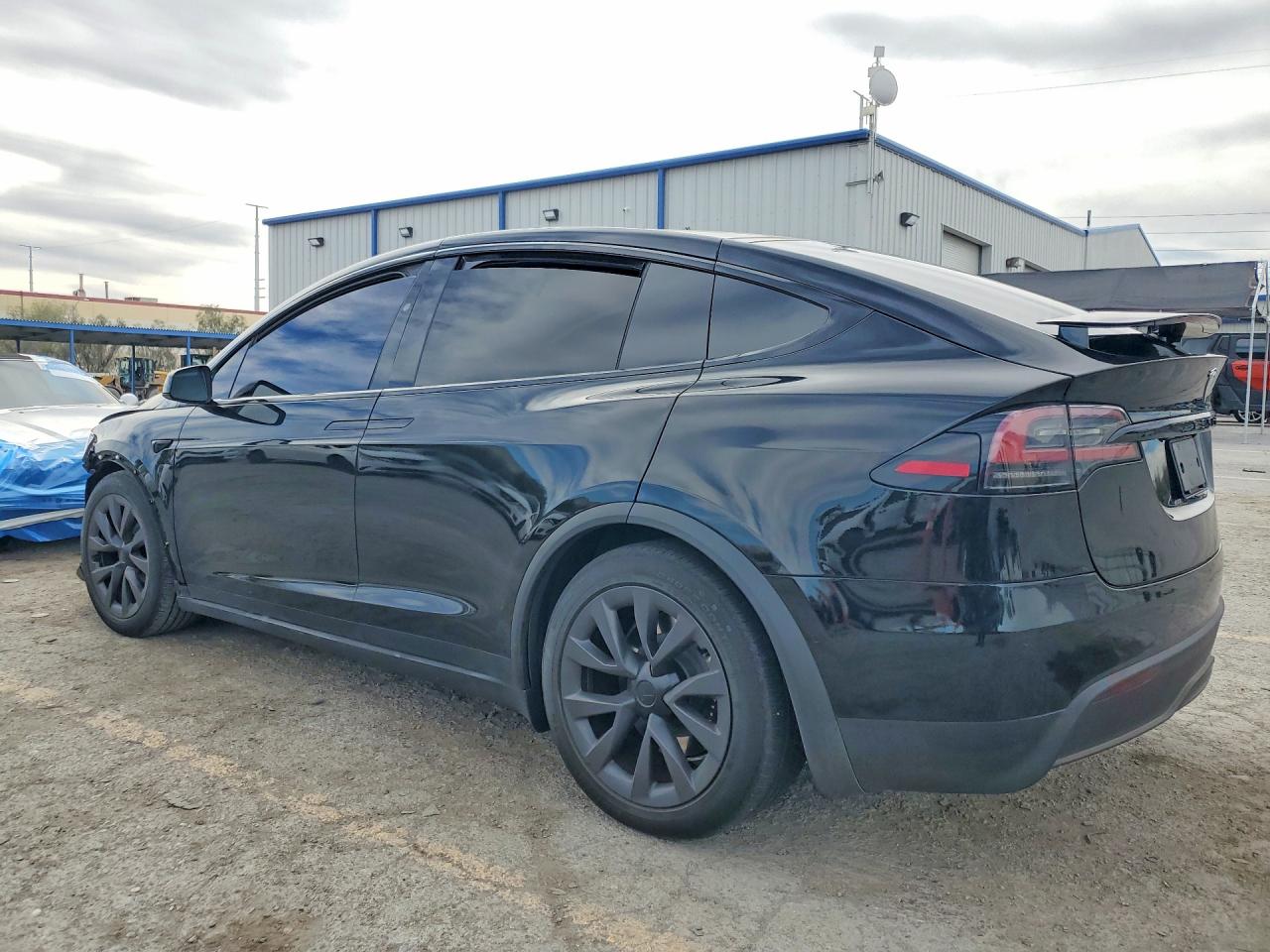 2023 TESLA MODEL X photo 4