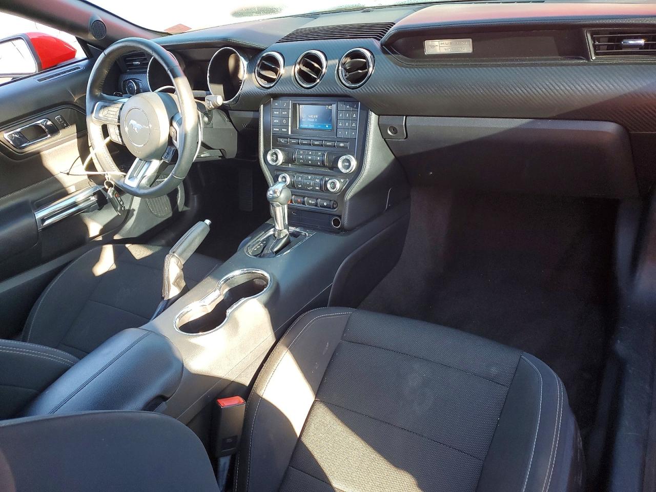 2015 FORD MUSTANG photo 22