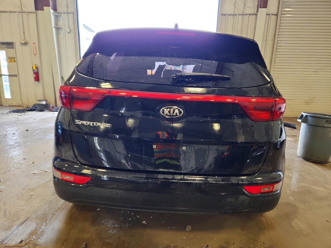 2017 KIA SPORTAGE LX photo 16