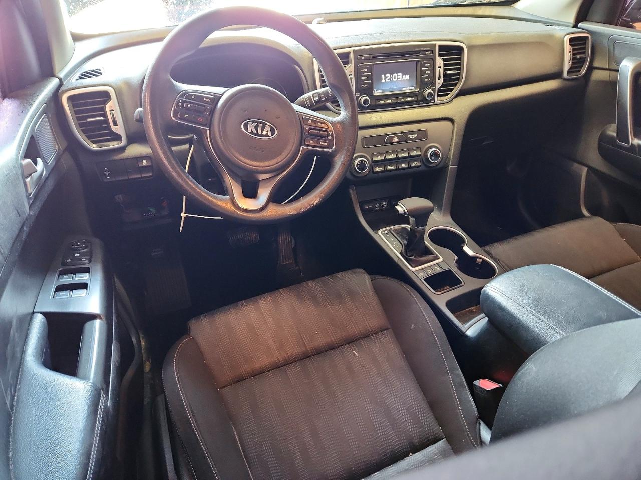 2017 KIA SPORTAGE LX photo 22