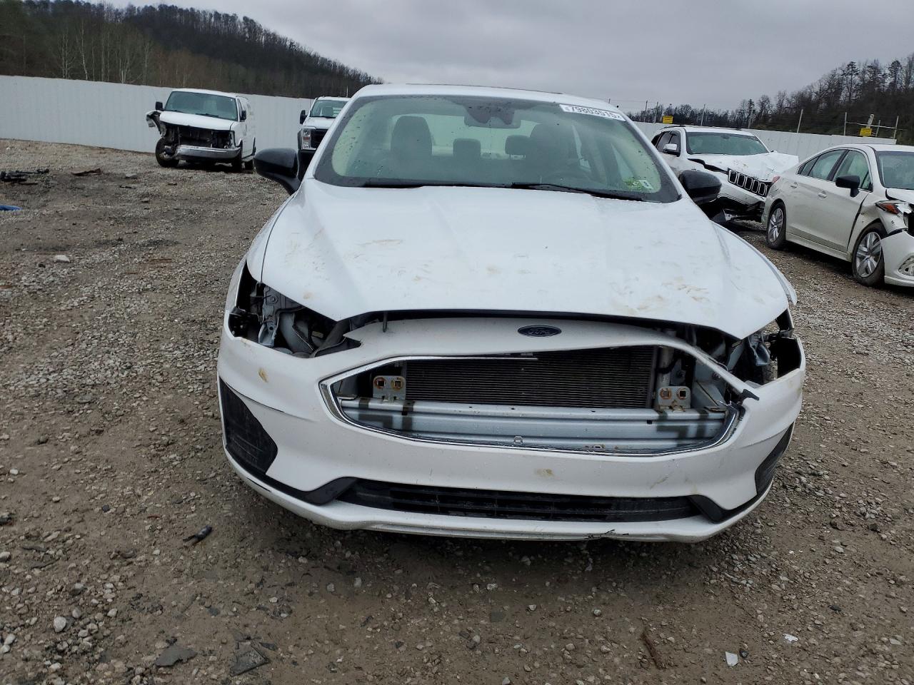 2019 FORD FUSION SE photo 13