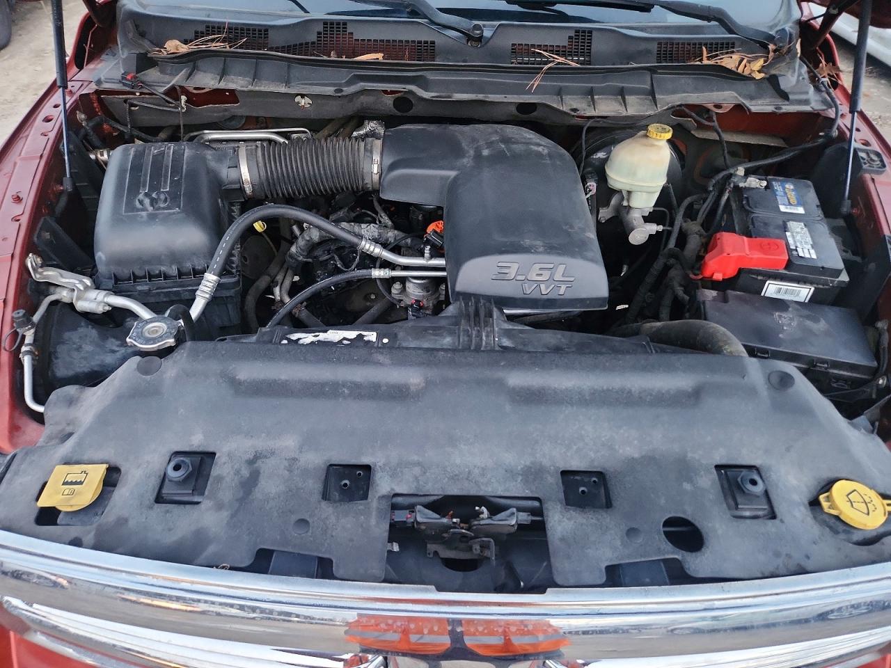 2013 RAM 1500 SLT photo 23