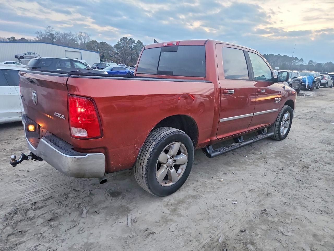 2013 RAM 1500 SLT photo 5