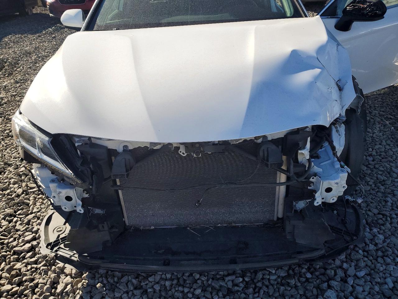 2021 TOYOTA CAMRY LE photo 11