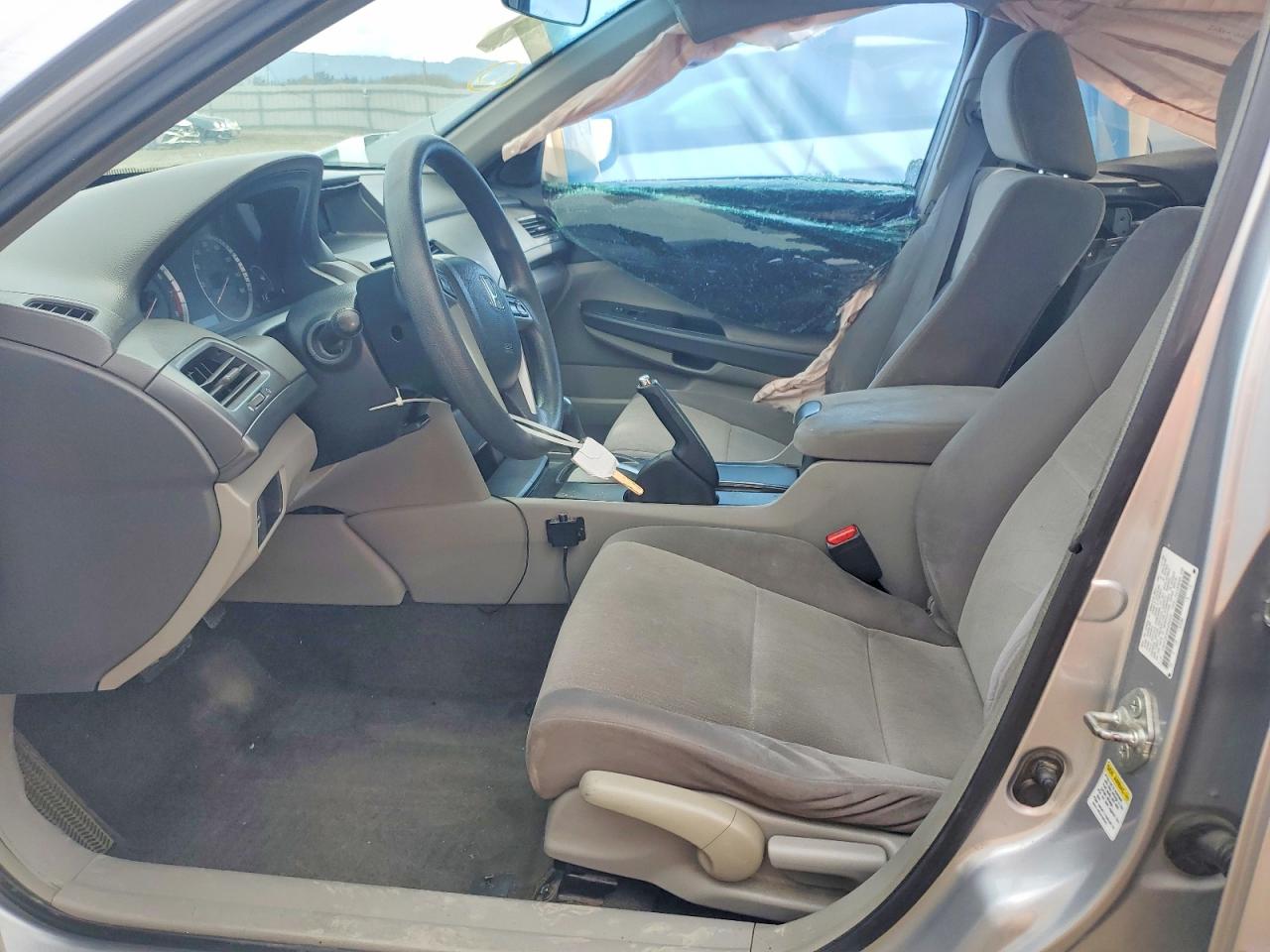2009 HONDA ACCORD LX photo 19
