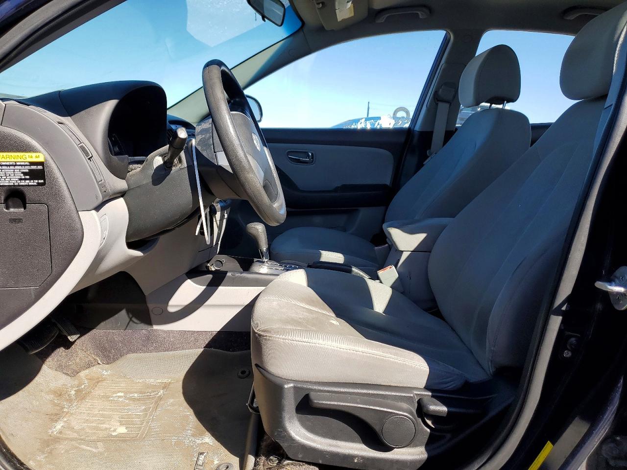 2010 HYUNDAI ELANTRA photo 13