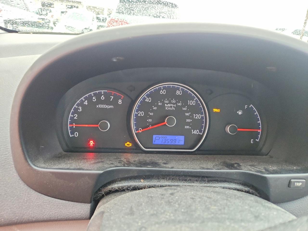 2010 HYUNDAI ELANTRA photo 17