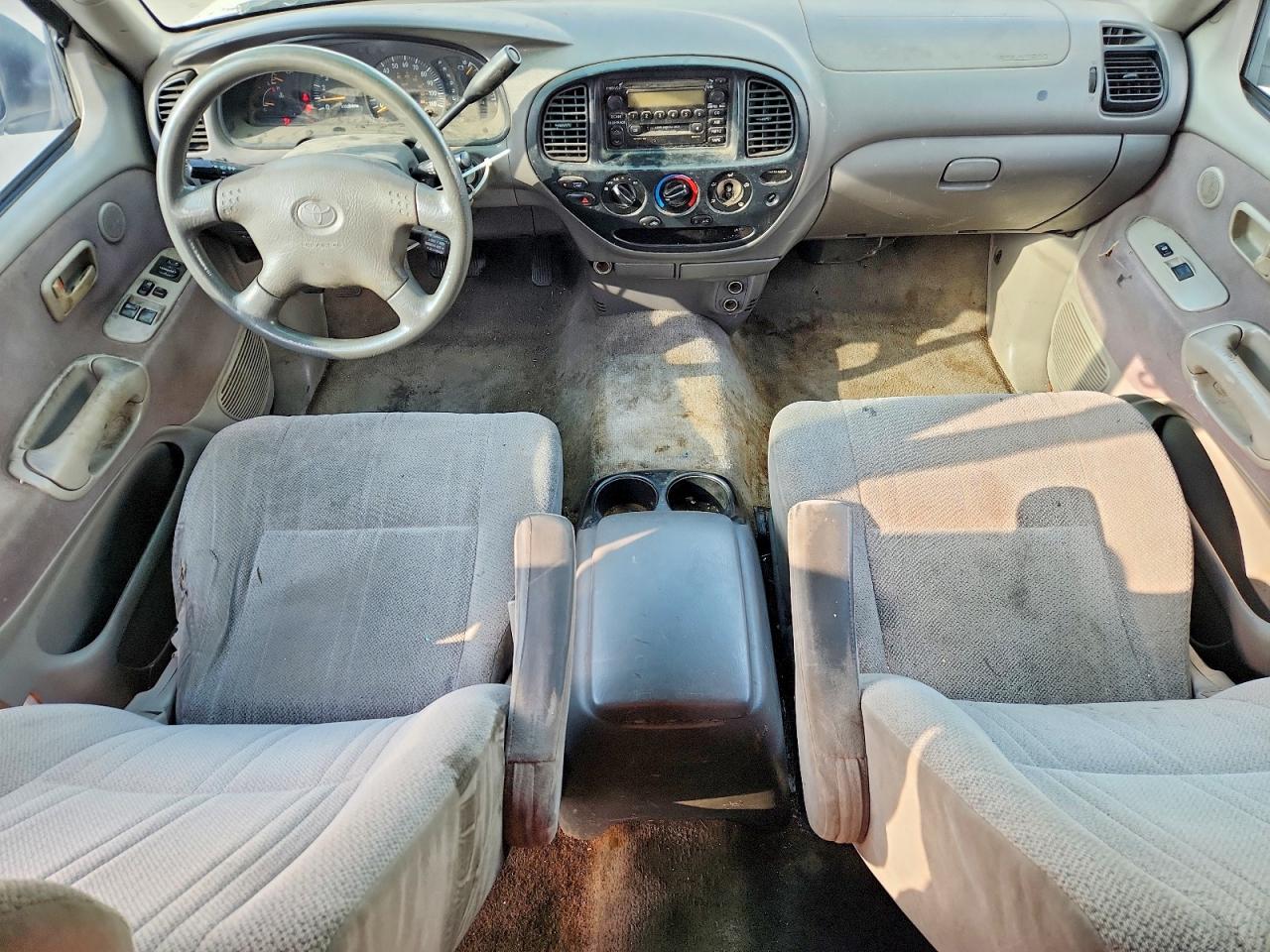 2002 TOYOTA TUNDRA SR5 V8 photo 15